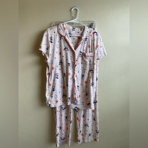 Laura Ashley Puppies and Candy Corn Pajama Set size XL